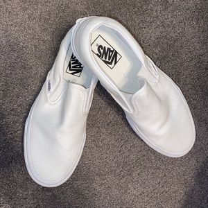 White slip on Vans